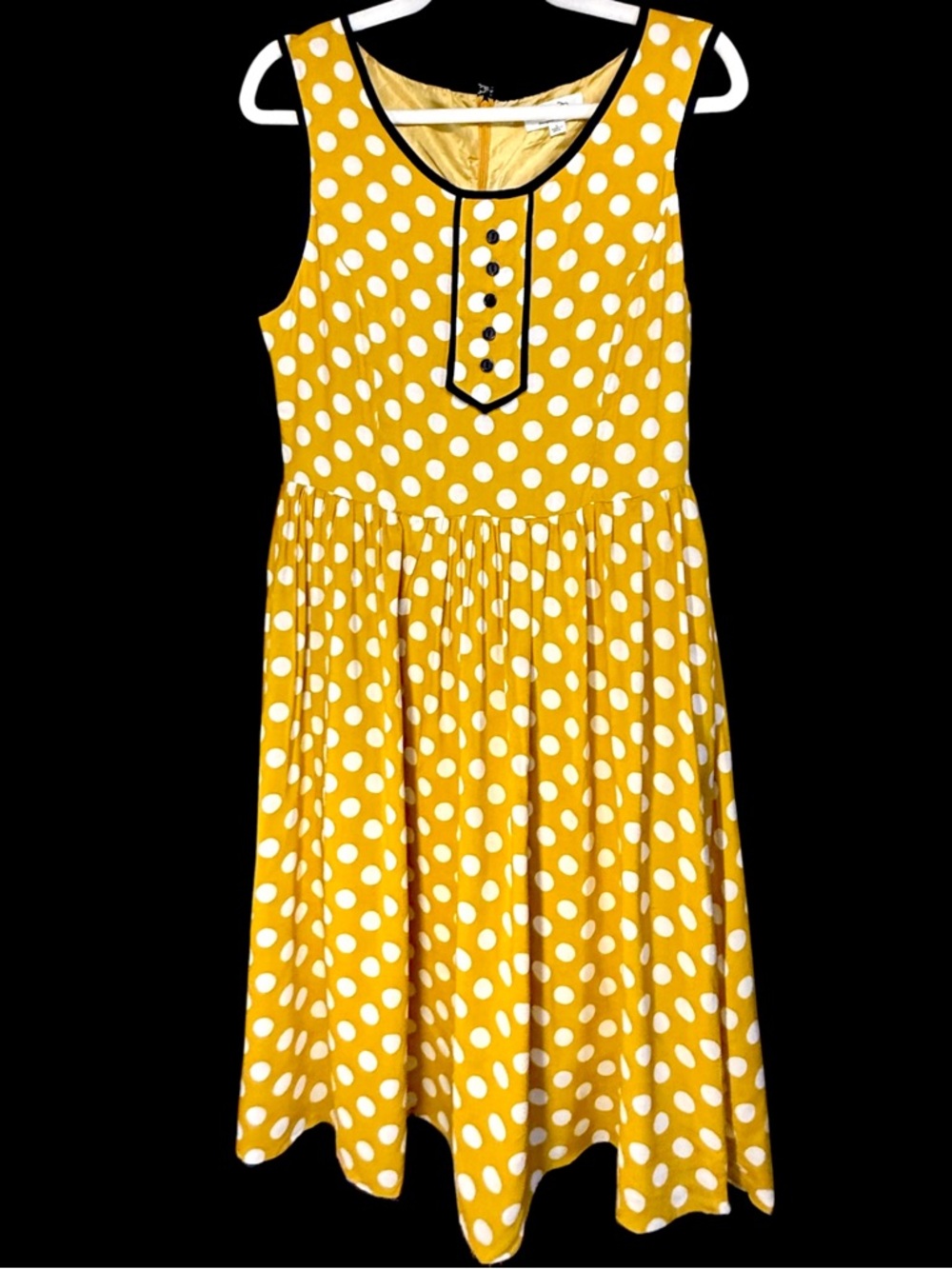Unique Vintage Vibes Tulip B Yellow Polka Dot Sleeveless Summer Dress Pockets